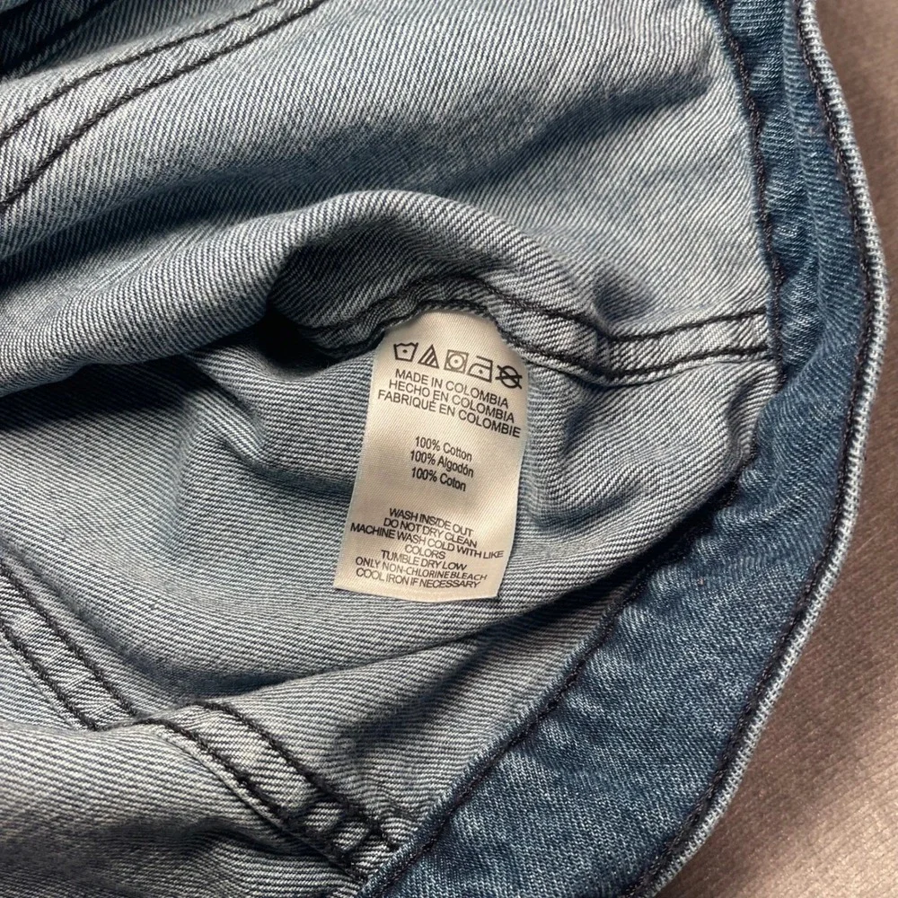 Michael Kors MK Denim Jacket Womens Medium Blue Gold‎ Logo Button Trucker Style